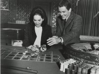 MV5BM2RmYTlmOGMtYmY0NS00YjA2LWEwNjgtZGExOTQ3OTE2OWZhXkEyXkFqcGdeQXVyMzAwOTU1MTk@._V1_SY1000_CR0,0,1218,1000_AL_