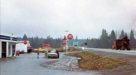 DGAQScreeningRoomFiveEasyPiecesGasStation