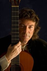 Steve_Hackett02