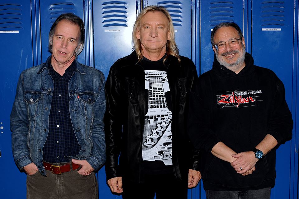 10711582_10152696394302770_1804430680_n