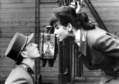 Closely_Watched_Trains_1966_2_0