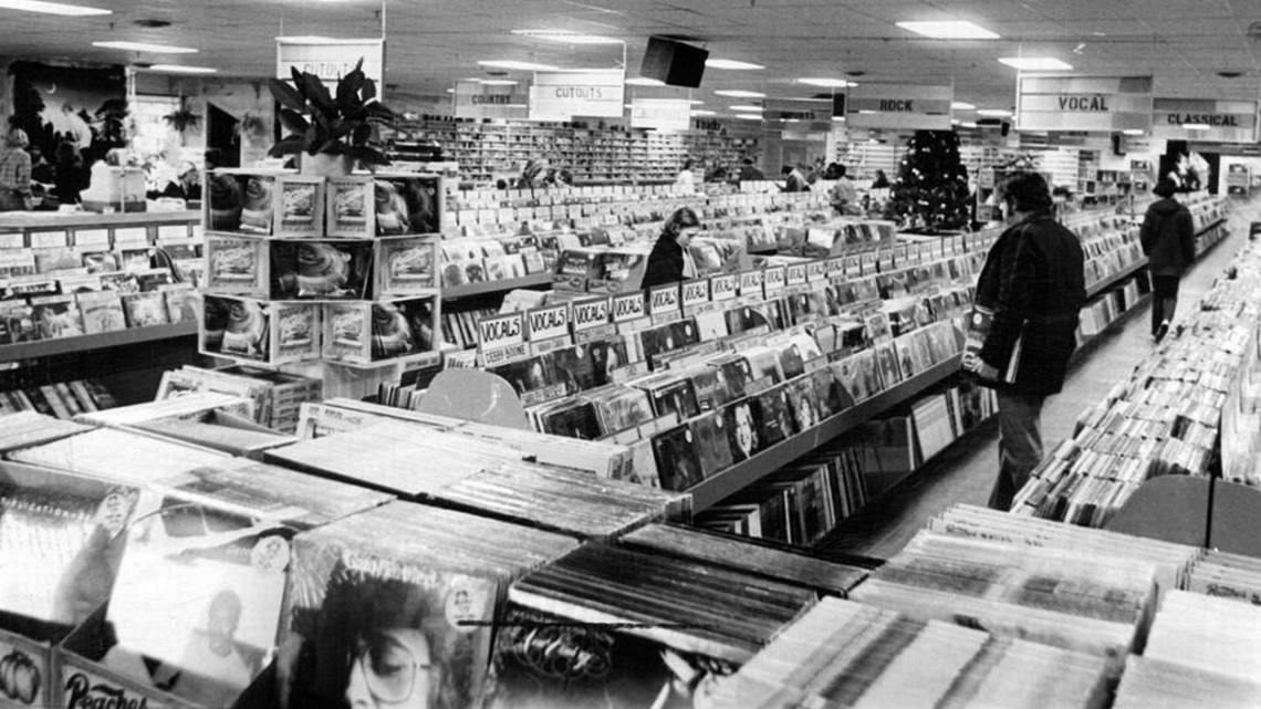 ae time capsule 0128 web