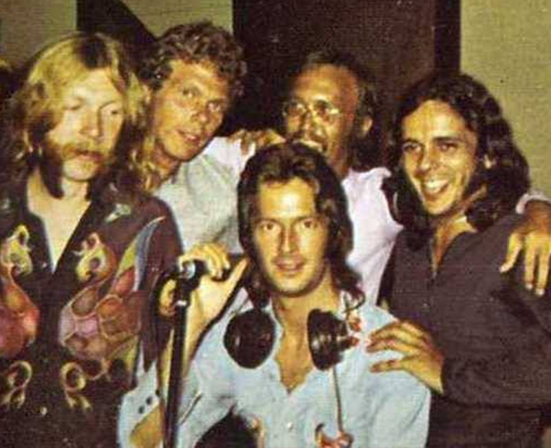 laylaalbumalternates